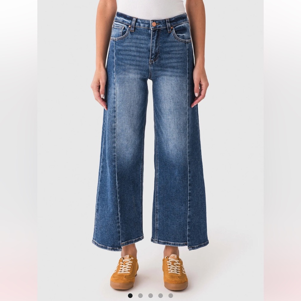 Risen Dylan Uneven Hem Blue Wide-Leg Women's Jeans